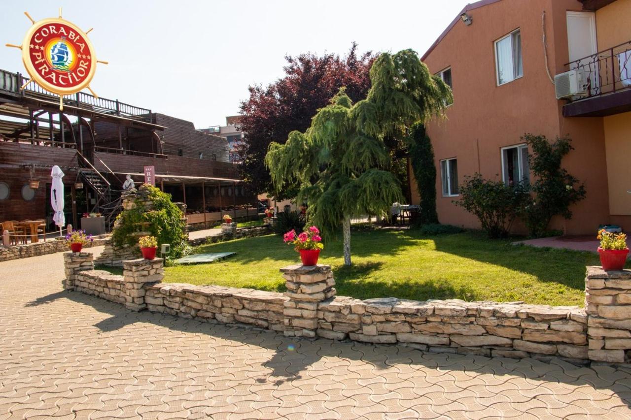 Club De Vacanta Corabia Piratilor-Mamaia Nord Navodari Dış mekan fotoğraf