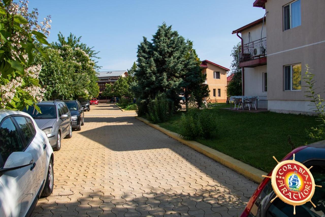 Club De Vacanta Corabia Piratilor-Mamaia Nord Navodari Dış mekan fotoğraf