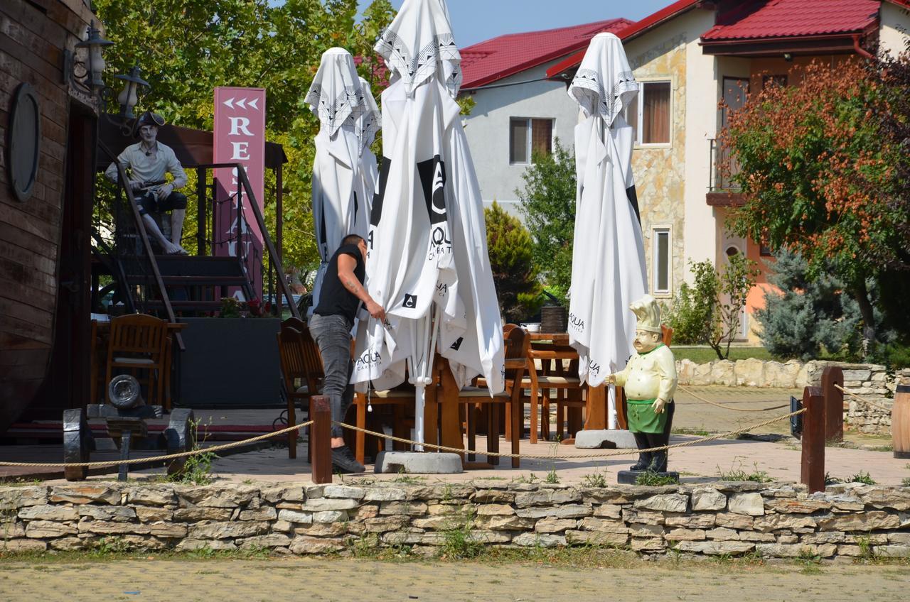 Club De Vacanta Corabia Piratilor-Mamaia Nord Navodari Dış mekan fotoğraf