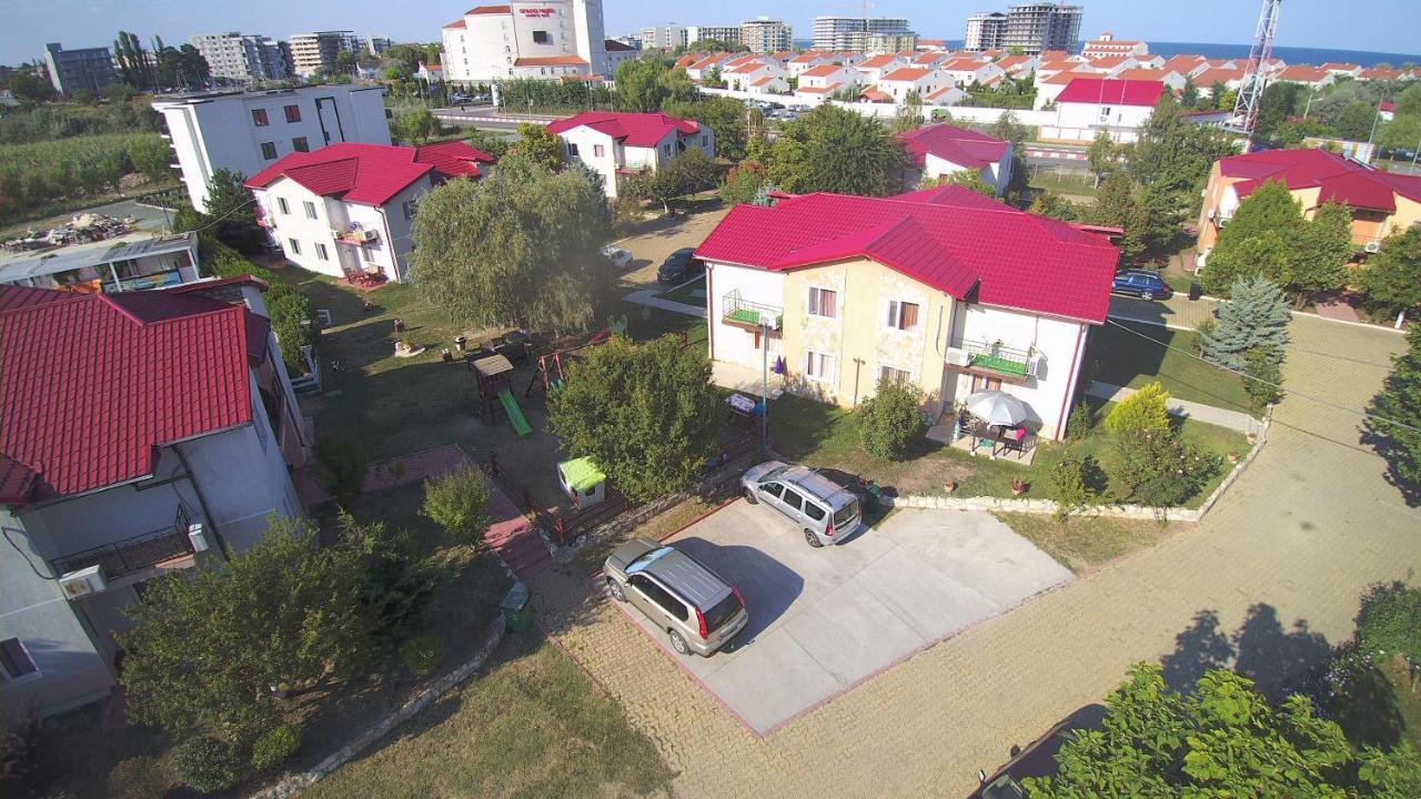Club De Vacanta Corabia Piratilor-Mamaia Nord Navodari Dış mekan fotoğraf
